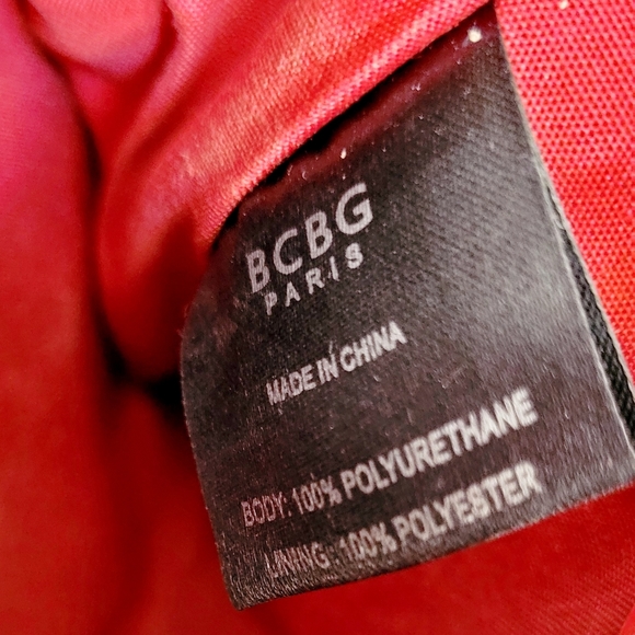Vintage BCBG Paris Long Wallet Faux Leather Red Special Occasions Cocktail Pa… - Picture 7 of 9